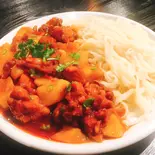 鶏肉の特製料理(新疆大盘鸡)（四季香上野店）