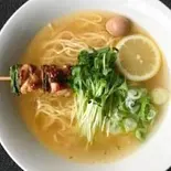 鶏そばしお(やきとり1本)（やきとり どん）