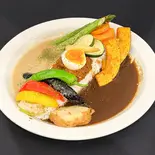 3種あいがけ彩り野菜カレー(あいがけ、ごはん350g)（spicy motel）