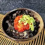チャンジャ丼 小(ごはん120グラム)（「肉うどん」と「肉吸い」のお店 黒牛亭 KuroUshiTei）
