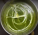 Sag Chicken ほうれん草チキンカレー（LOKPRIYE）