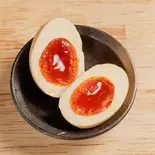 煮玉子（人類みなまぜそば 京橋店）