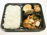 味噌ナス弁当（中華厨房 杏杏）