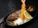100%Beef手ごねハンバーグ＆特大エビフライ ライス付（Grill Hunter(グリルハンター) 新宿店）