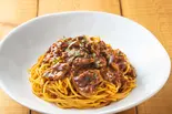 じっくり煮込んだ牛すじ肉のボロネーゼ(ラパウザ 馬車道店)