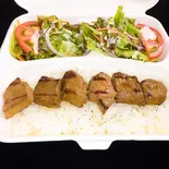ラム串焼き弁当（メイハーネ オゼリ）