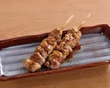 鶏もも串(2串)(月の宴 仙台東口駅前店)
