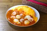 ごろごろシーフードカレーオムライス(オムライス専門店リトルヤミー)