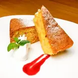 にんじんケーキ（横浜市場食堂グリルエトナ）