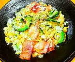 【夏風】 ゴーヤとベーコンの焼飯（餃子工房 ちびすけ 東心斎橋店）