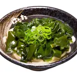 わかめうどん(はなまるうどん 目黒駅東口店)