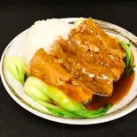 豚なんこつ煮込み丼(上海亭 竹ノ塚店)