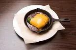 チーズ乗せハンバーグ(Tree Osteria)