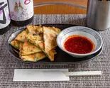 ニラチヂミ（肉鍋とからあげの店 儿-jin-）