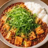 ネギ麻婆豆腐ボウル（135酒場）