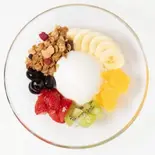 フレッシュフルーツプレート（YOGI GREEK ＆ ACAI 名古屋大須店）