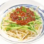 ジャージャー刀削麵（辛苑 上野店）