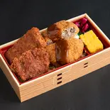 牛たれカツ&メンチカツ重(牛カツ京都勝牛 四谷三丁目店)