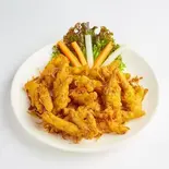 もみじ(鶏の足)の塩揚げ（ベトナム料理フォーロック）