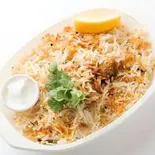 ハイデラバディ チキンビリヤニ(ライタつき) Hyderabadi Chicken Biryani(with Raita)（マザーインディア 麻布十番店）