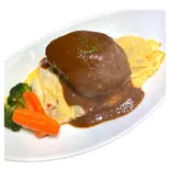 特製キーマカレーオムライス(カレーソース)自家製ハンバーグのせ（【menu限定価格商品あり】カリーWEST百名店2020 いずみバーグ 御幣島店）