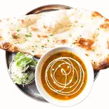 ガーリックナンセット(サラダ付)GarlicNanSet(Curry GarlicNan Salad)（MALiKA）