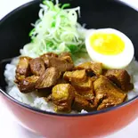 とろとろルーロー飯（金まる餃子 金山店）