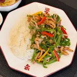 チンジャオロース（洋食中華 滋々）
