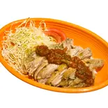 ジャークチキン丼（スパイス＆ガーリック亀ハウス）