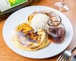 リコッタパンケーキ(ブリュレ＆バニラアイス)Ricotta Pancake (Brulee ＆ Vanilla Ice)（コーデュロイカフェ 大名店）