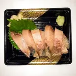 ぶり刺し（【元祖】でか盛り海鮮問屋 すすきの店）