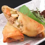 肉たっぷり春巻き（なんちゃ）