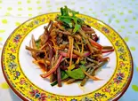 山ワラビのピリ辛和え（味香閣）