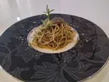 生マッシュルームから作ったクリームパスタ（1CAFE）