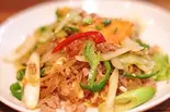 ผัดวุ้นเส้น 焼き春雨の香ばし炒め Stir-Fried Glass Noodles（バンコックコスモ食堂）