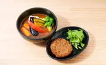 大きなメンチカツスープカレー（スープカレー 北海ほくほく亭）
