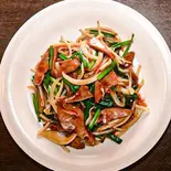 ニラレバ（中華料理しん龍閣）