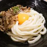 炙り牛玉ぶっかけうどん（心酔うどん いろは）