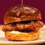 Fried Chicken Burger（THE BURGER HOUSE 並木店）
