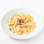 ペンネ 4種類のチーズソース (クアトロフォルマッジ)(GILIOLA 津田沼店)