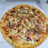 Veg. Paneer pizaa ベジタブルパニールピザ（青地 AOJI Restaurant）