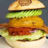 アボガドチーズバーガー（BURGER FUJINO）