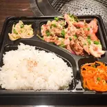 鳥のセセリべんとう（焼肉一山）