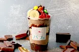 人気No.3 しっとりイチゴバナナチョコパフェ《STRAWBERRY ＆ BANANA CHOCOLATE》（21時からパフェ吉祥寺本町4丁目店）