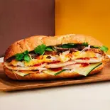 当店人気No.2 スペシャルバインミー Special Banh Mi（バインミーシンチャオ本郷三丁目店）
