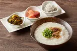【お好みトッピングで】プレーン白粥 Plain Porridge（【胃腸回復＆健康】お粥定食 いこい亭 幡ヶ谷店）