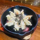 ひとくち鉄板餃子 にんにくマヨ（Cafe and BAR スープ et）