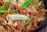 パンシット ビーフン Pancit bihon（ジャピナダイニング）