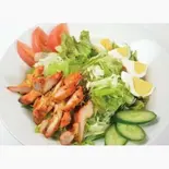 タンドリーチキンサラダ/Tandoori Chicken Salad（インドレストランナンロティ相模原店）