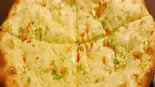 ガーリックチーズナン Garlic Cheese Nan(スワガット)